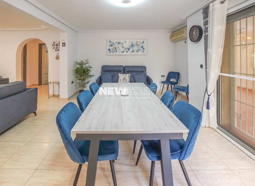 Resale - Detached - La Marina - Urb. La Escuera