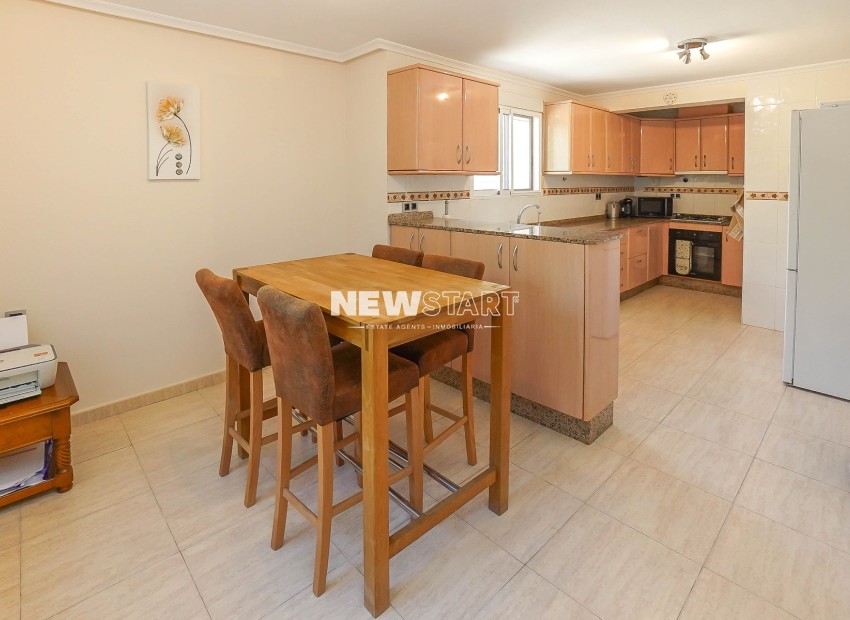 Resale - Detached - La Marina - Urb. La Escuera