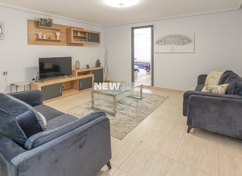 Resale - Detached - La Marina - Urb. La Escuera