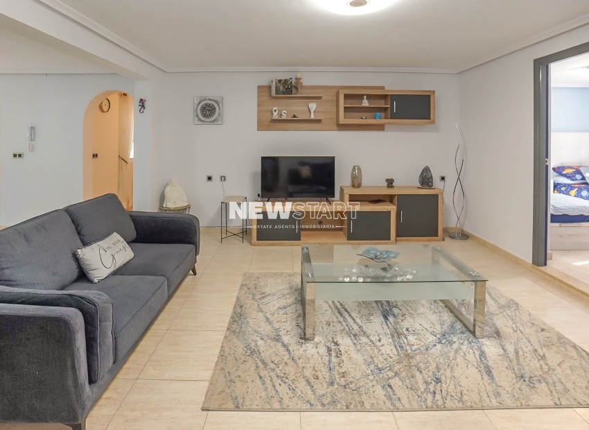 Resale - Detached - La Marina - Urb. La Escuera