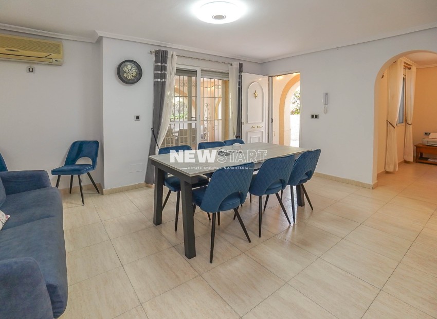 Resale - Detached - La Marina - Urb. La Escuera