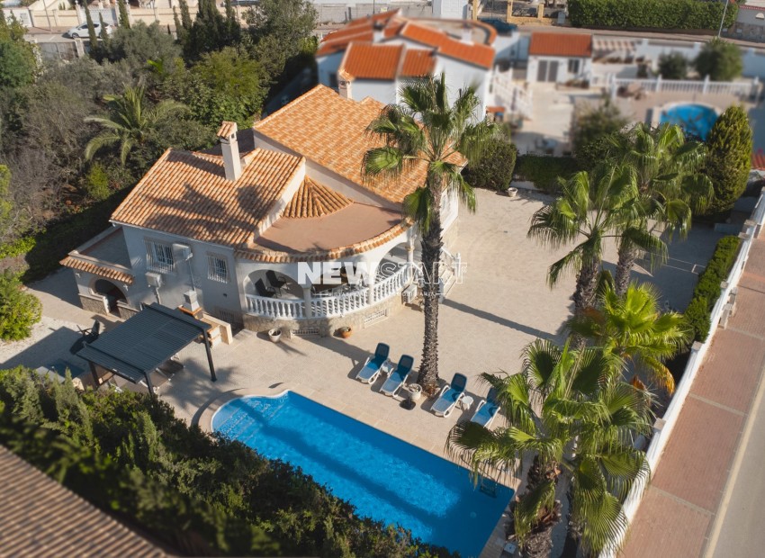 Resale - Detached - La Marina - Urb. La Escuera