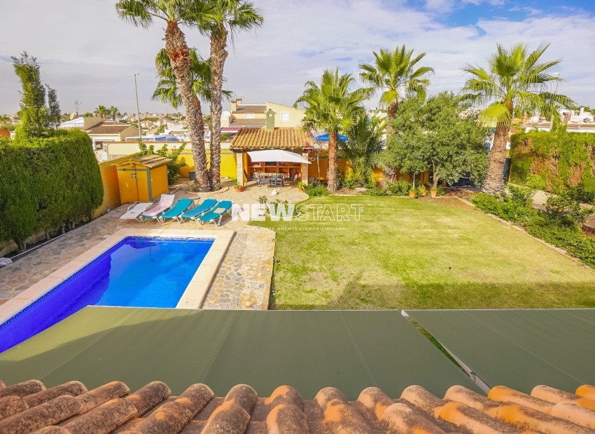 Resale - Detached - La Marina - Urb. La Escuera