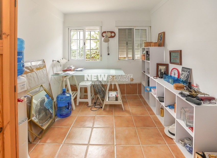 Resale - Detached - La Marina - Urb. La Escuera