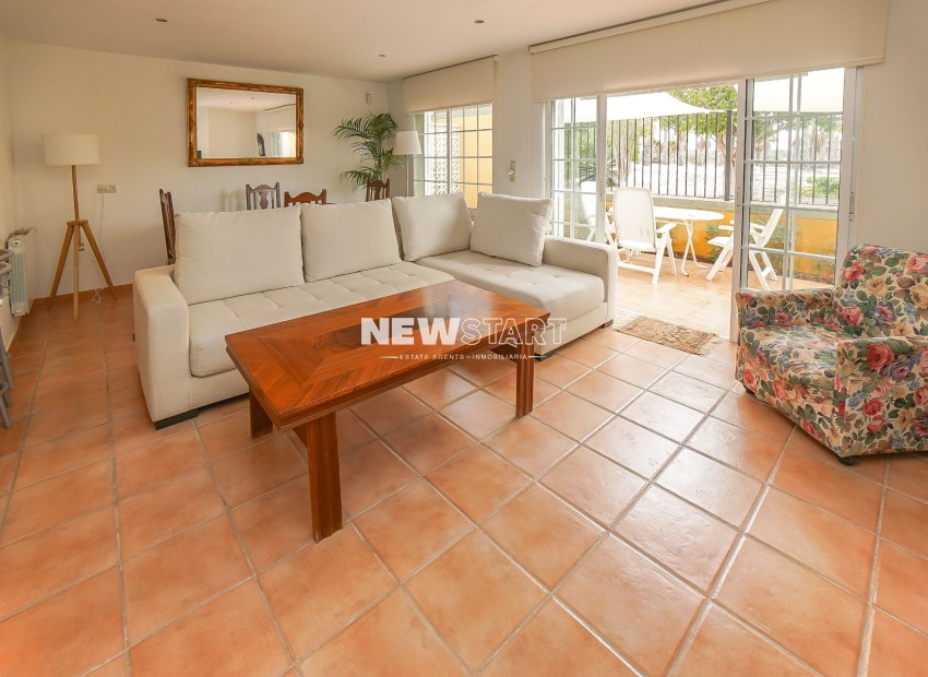 Resale - Detached - La Marina - Urb. La Escuera