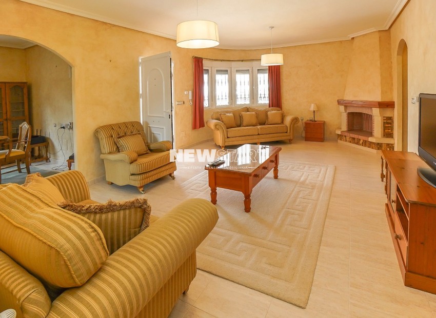 Resale - Detached - La Marina - Urb. La Escuera