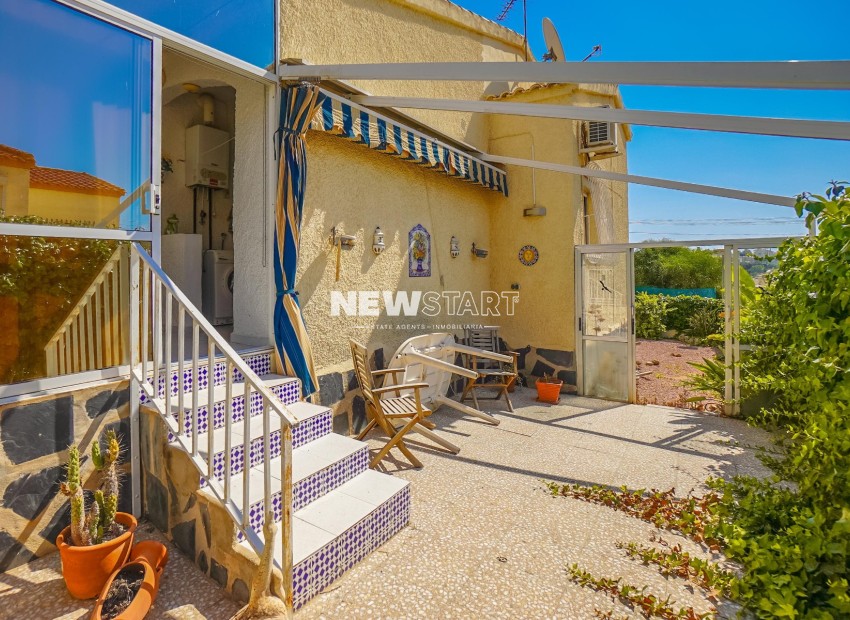 Resale - Detached - La Marina - Urb. La Marina