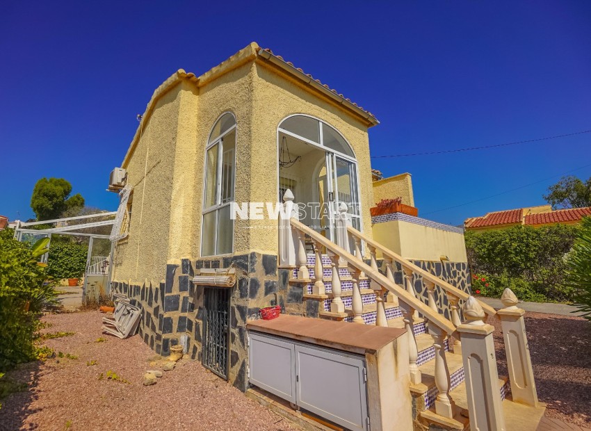 Resale - Detached - La Marina - Urb. La Marina