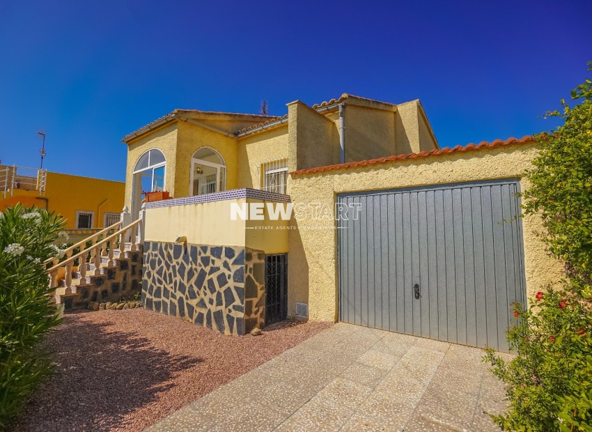 Resale - Detached - La Marina - Urb. La Marina