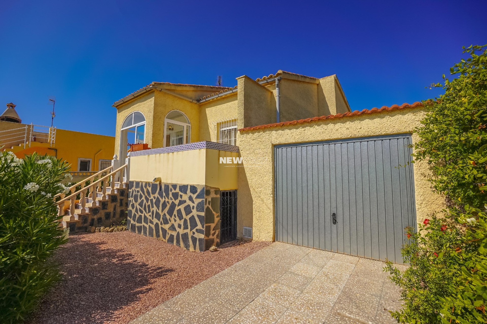 Resale - Detached - La Marina - Urb. La Marina
