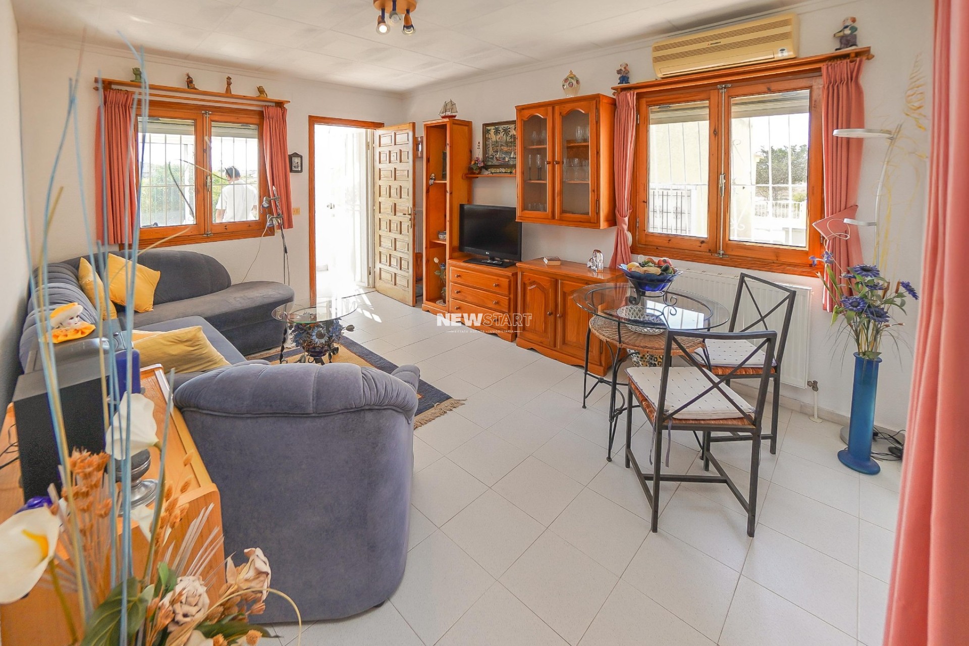Resale - Detached - La Marina - Urb. La Marina