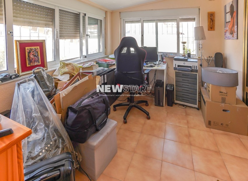 Resale - Detached - La Marina - Urb. La Marina
