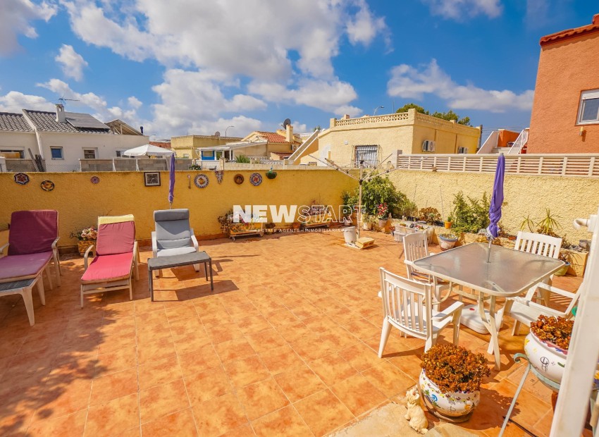 Resale - Detached - La Marina - Urb. La Marina