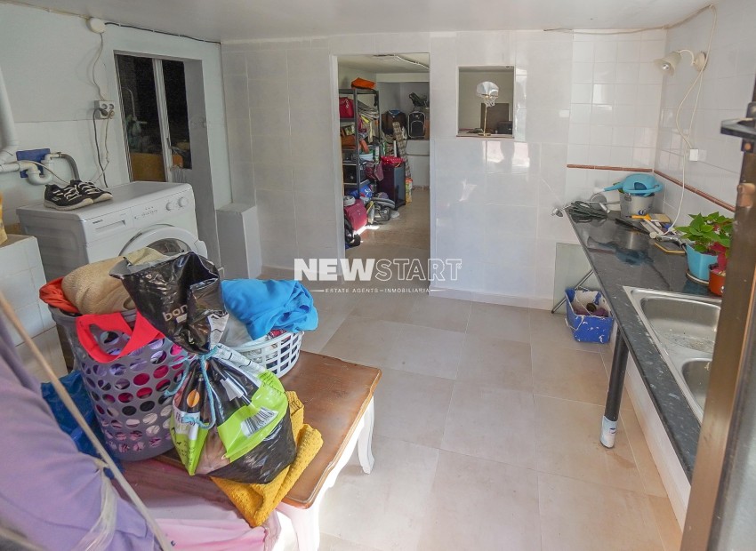 Resale - Detached - La Marina - Urb. La Marina