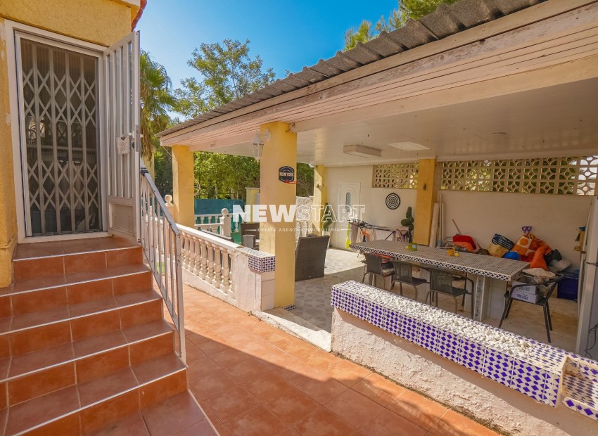 Resale - Detached - La Marina - Urb. La Marina