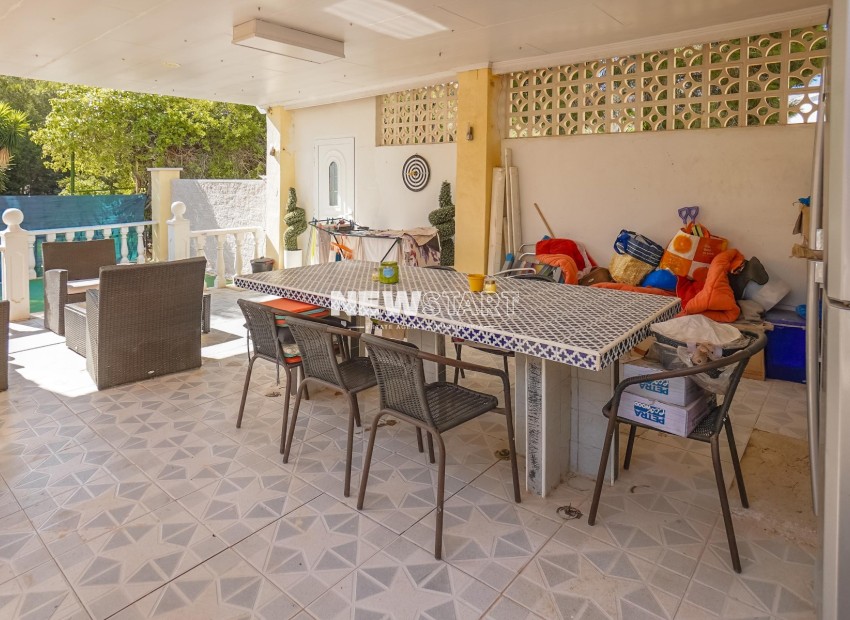 Resale - Detached - La Marina - Urb. La Marina