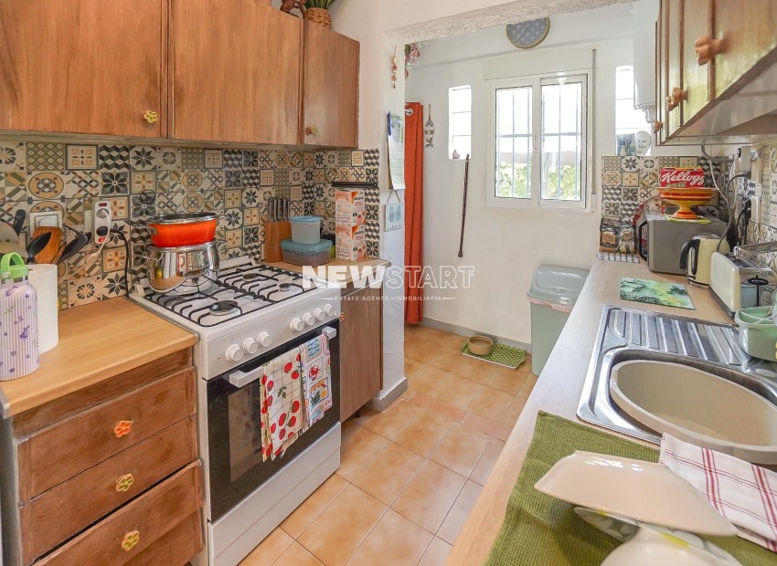 Resale - Detached - La Marina - Urb. La Marina