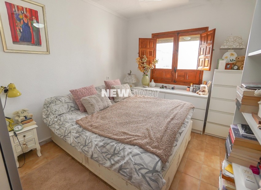 Resale - Detached - La Marina - Urb. La Marina