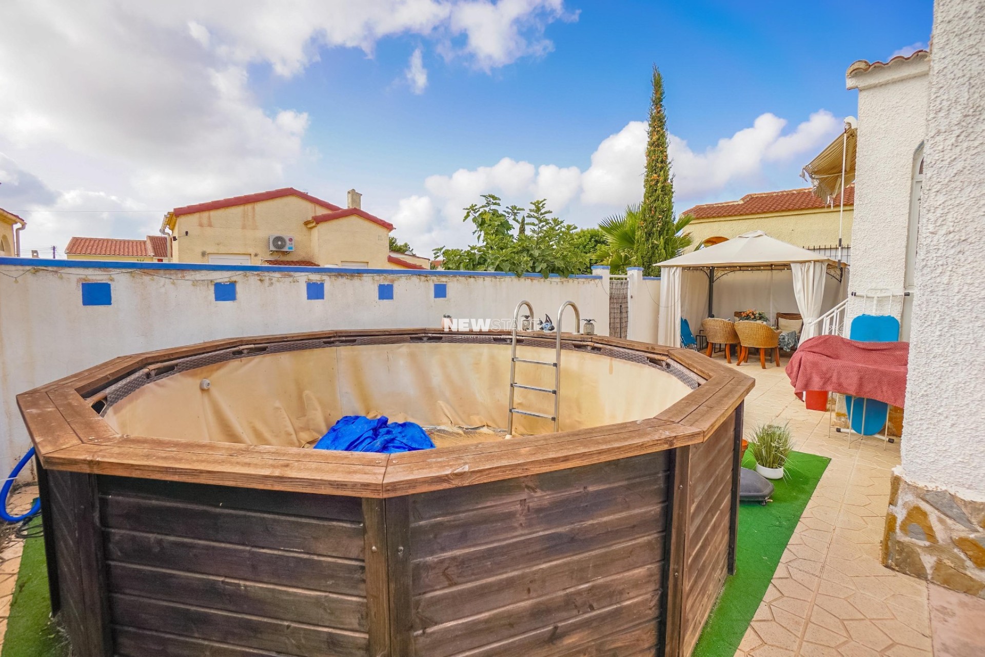 Resale - Detached - La Marina - Urb. La Marina