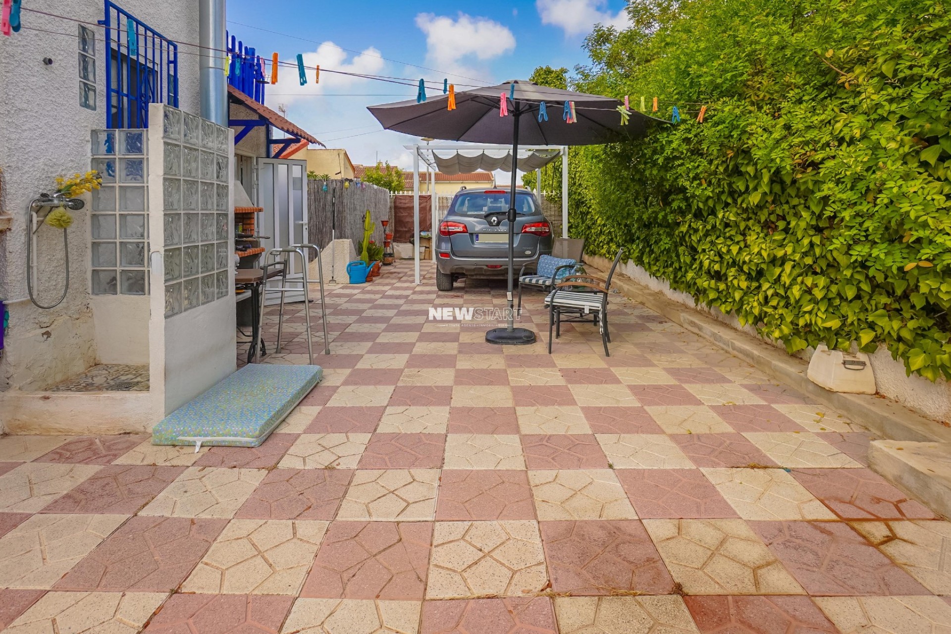Resale - Detached - La Marina - Urb. La Marina