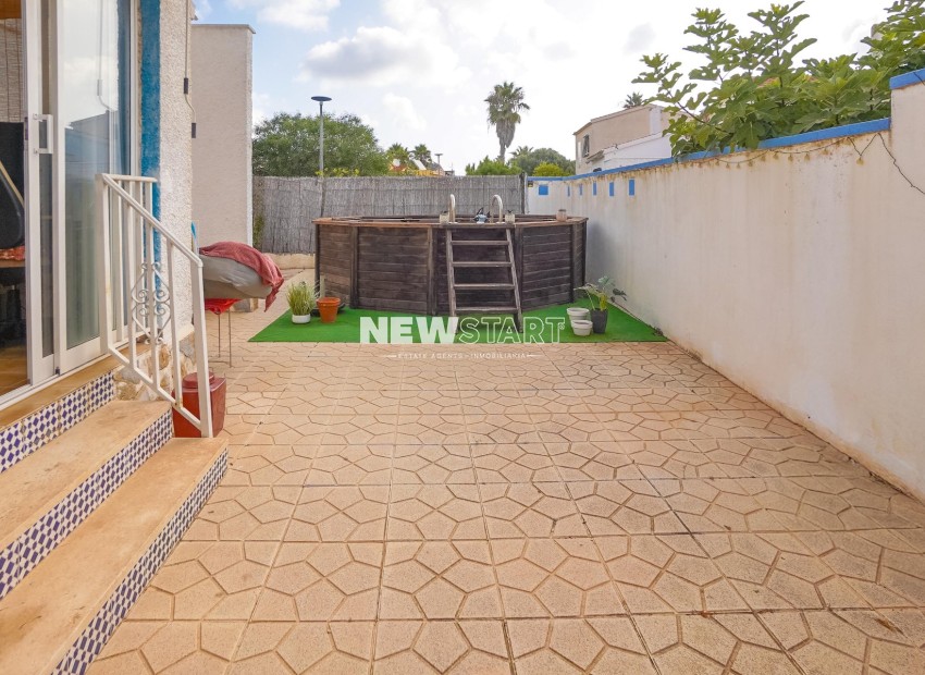 Resale - Detached - La Marina - Urb. La Marina