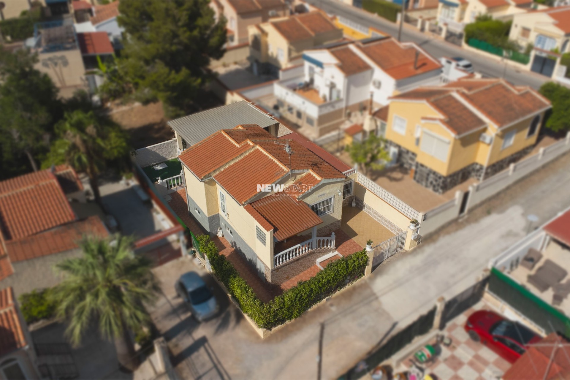 Resale - Detached - La Marina - Urb. La Marina