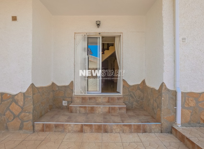 Resale - Detached - La Marina - Urb. La Marina