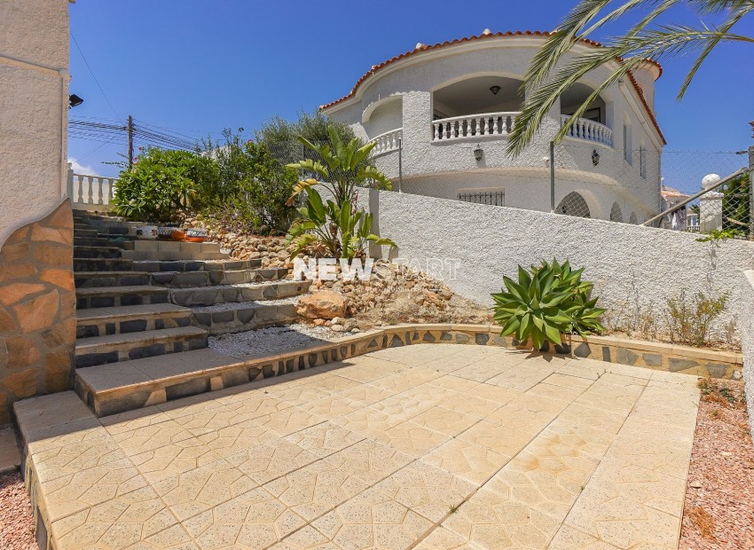 Resale - Detached - La Marina - Urb. La Marina