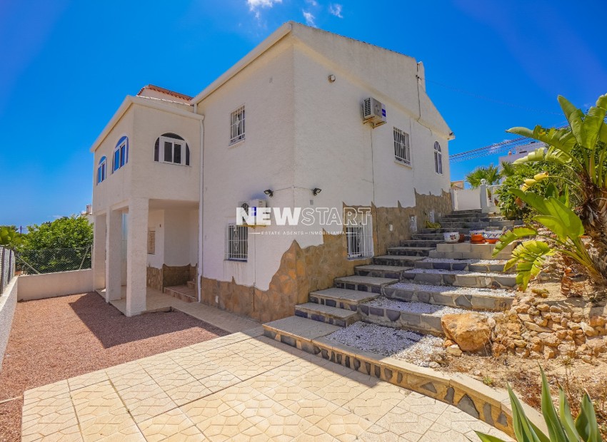 Resale - Detached - La Marina - Urb. La Marina