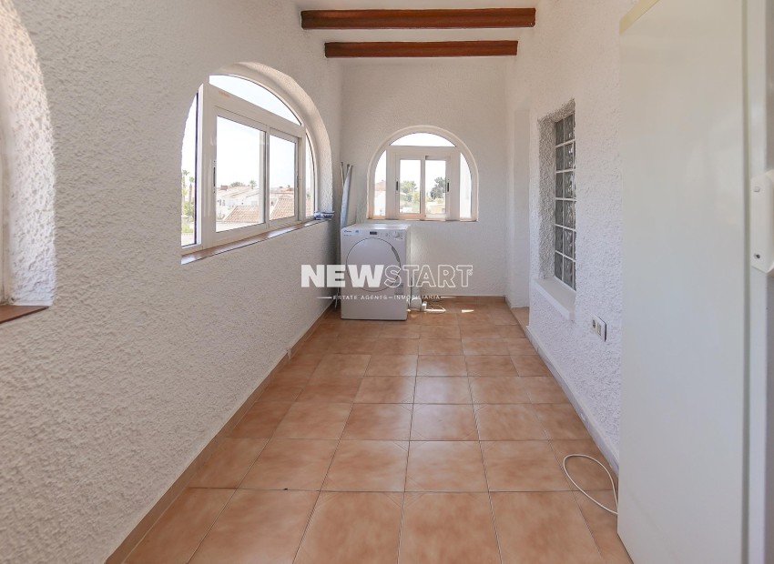 Resale - Detached - La Marina - Urb. La Marina