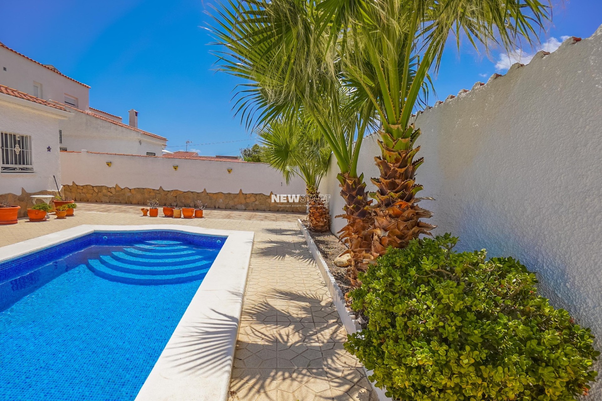 Resale - Detached - La Marina - Urb. La Marina