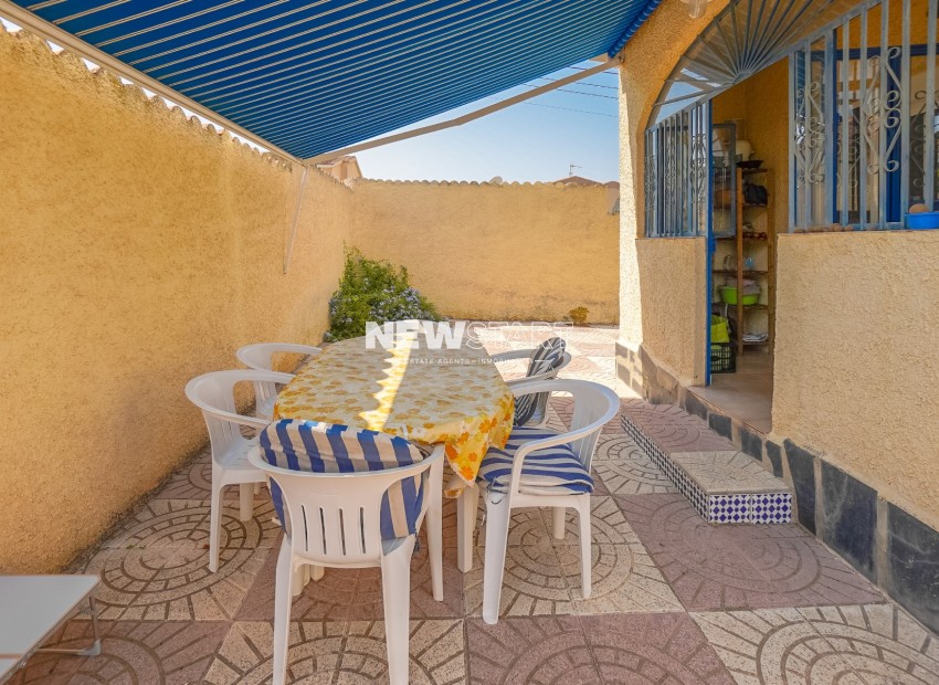 Resale - Detached - La Marina - Urb. La Marina