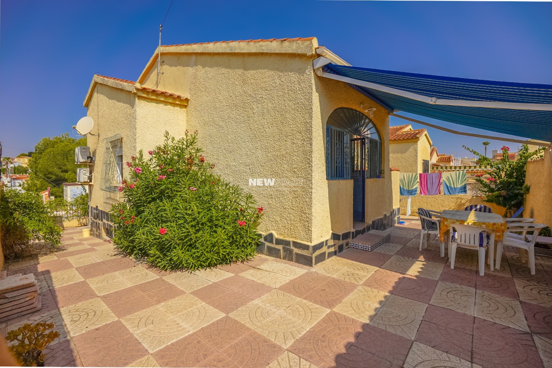Resale - Detached - La Marina - Urb. La Marina