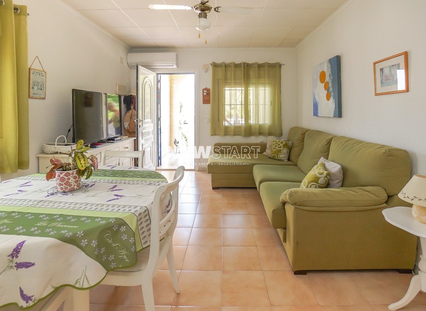 Resale - Detached - La Marina - Urb. La Marina