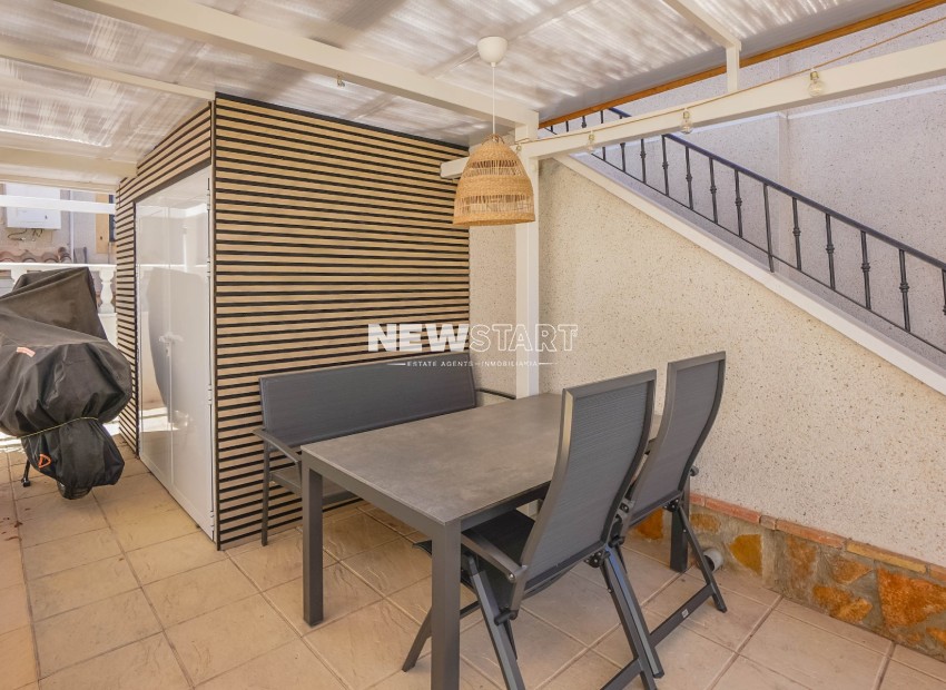 Resale - Detached - La Marina - Urb. La Marina