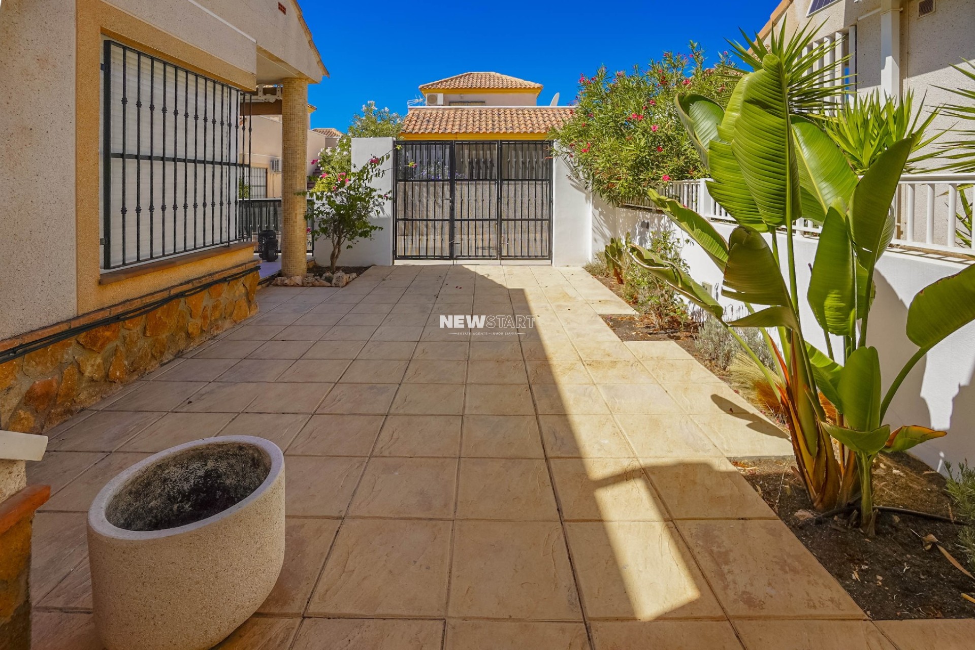 Resale - Detached - La Marina - Urb. La Marina