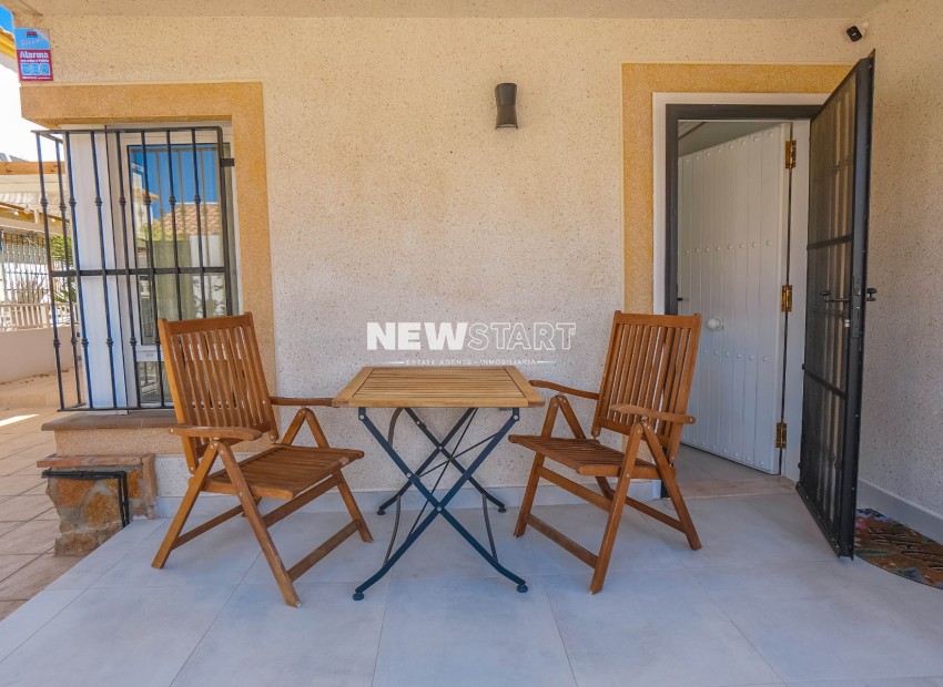 Resale - Detached - La Marina - Urb. La Marina