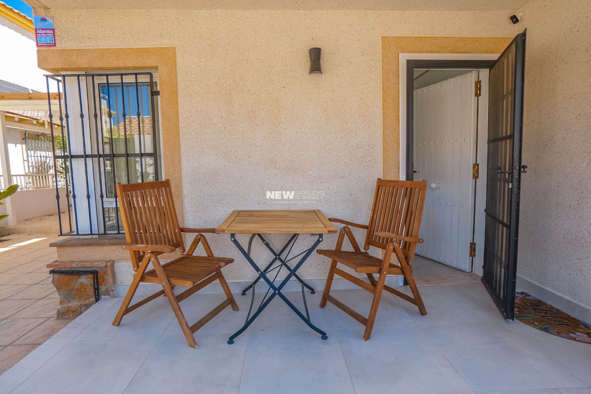 Resale - Detached - La Marina - Urb. La Marina