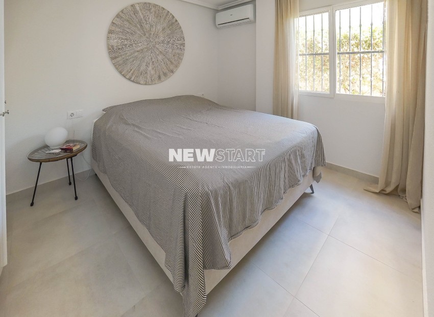 Resale - Detached - La Marina - Urb. La Marina