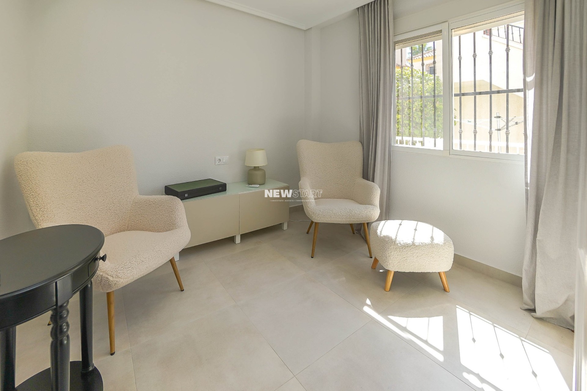 Resale - Detached - La Marina - Urb. La Marina