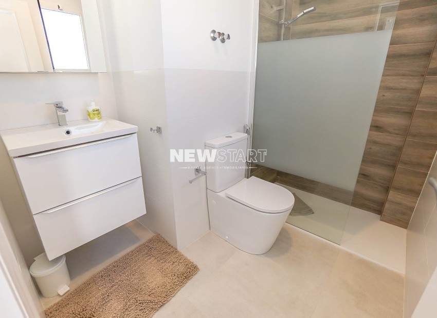 Resale - Detached - La Marina - Urb. La Marina