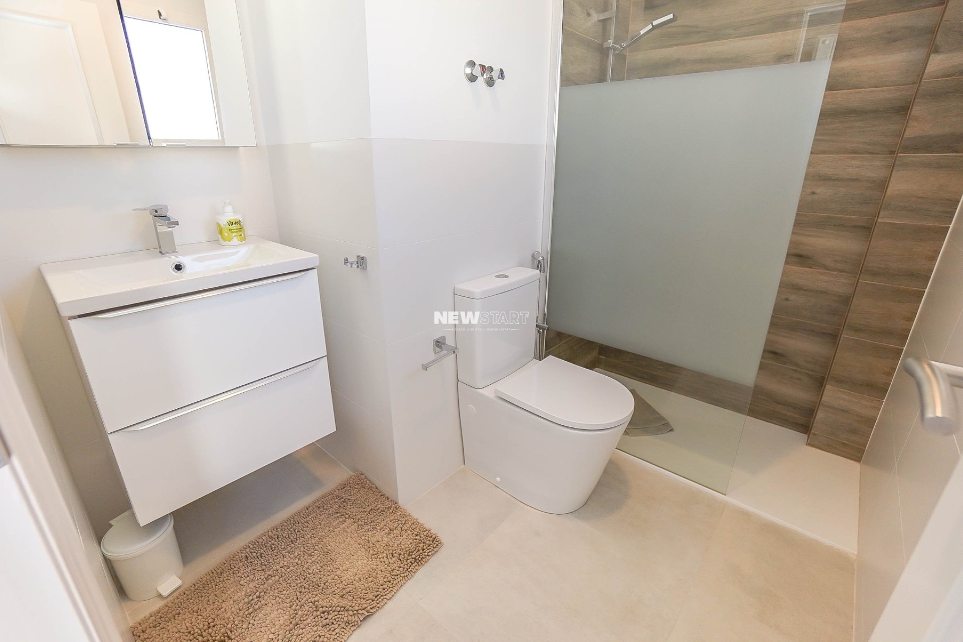 Resale - Detached - La Marina - Urb. La Marina