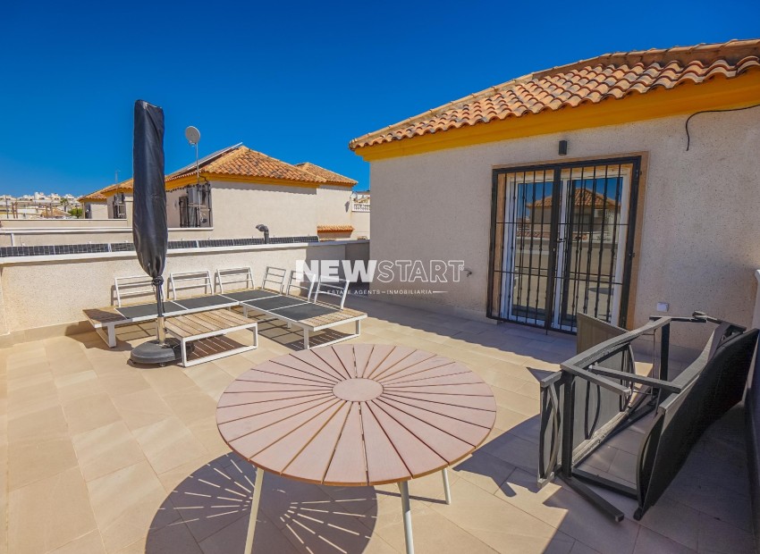 Resale - Detached - La Marina - Urb. La Marina