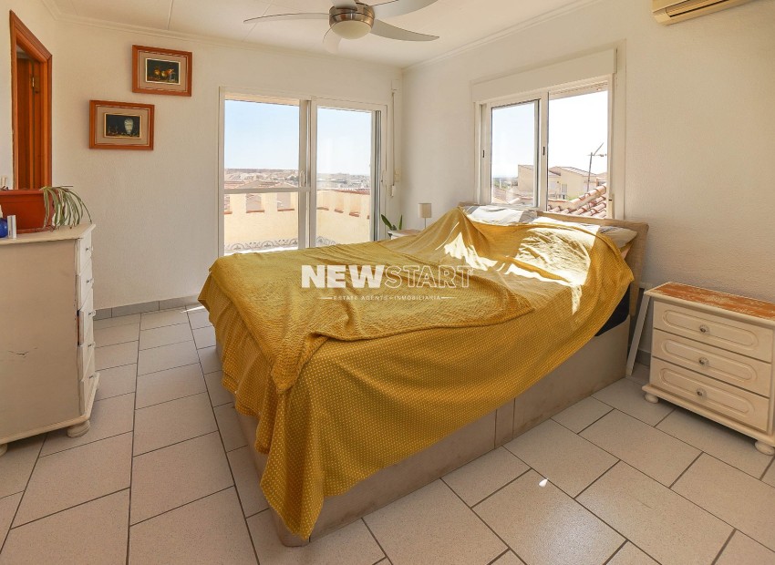 Resale - Detached - La Marina - Urb. La Marina