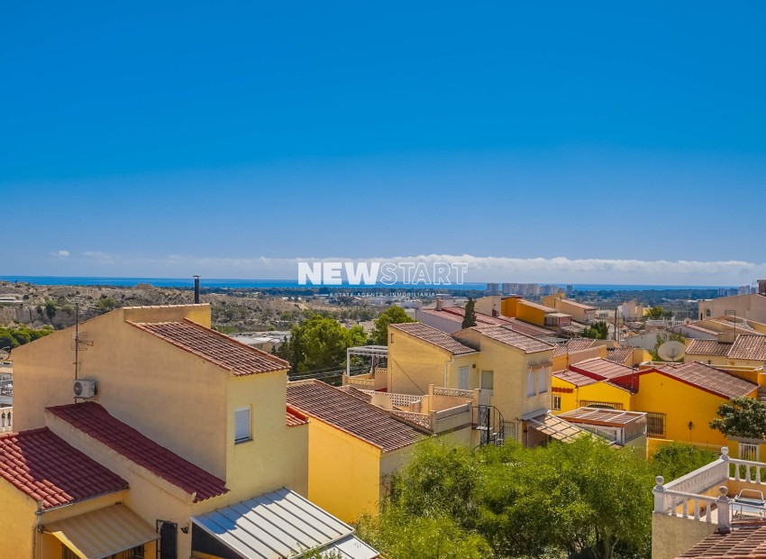 Resale - Detached - La Marina - Urb. La Marina