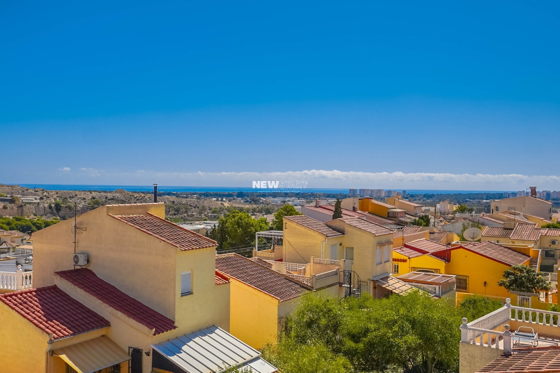 Resale - Detached - La Marina - Urb. La Marina