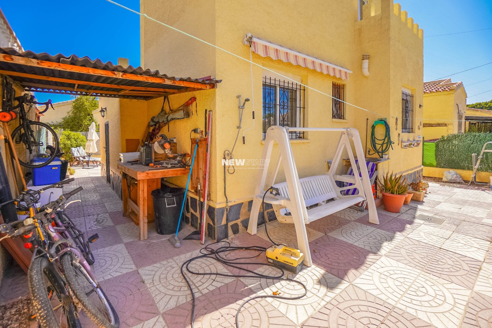 Resale - Detached - La Marina - Urb. La Marina