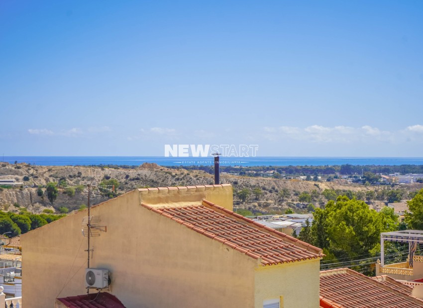 Resale - Detached - La Marina - Urb. La Marina