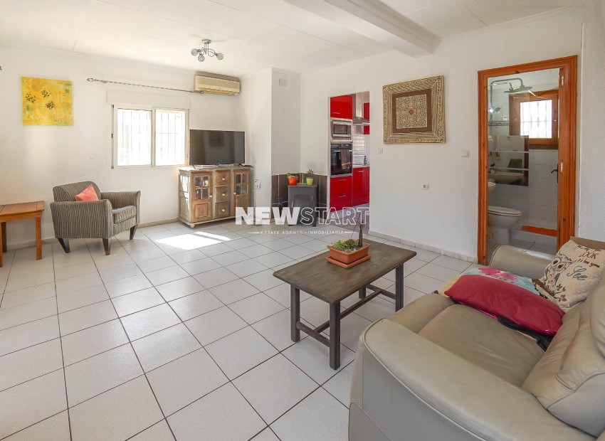 Resale - Detached - La Marina - Urb. La Marina