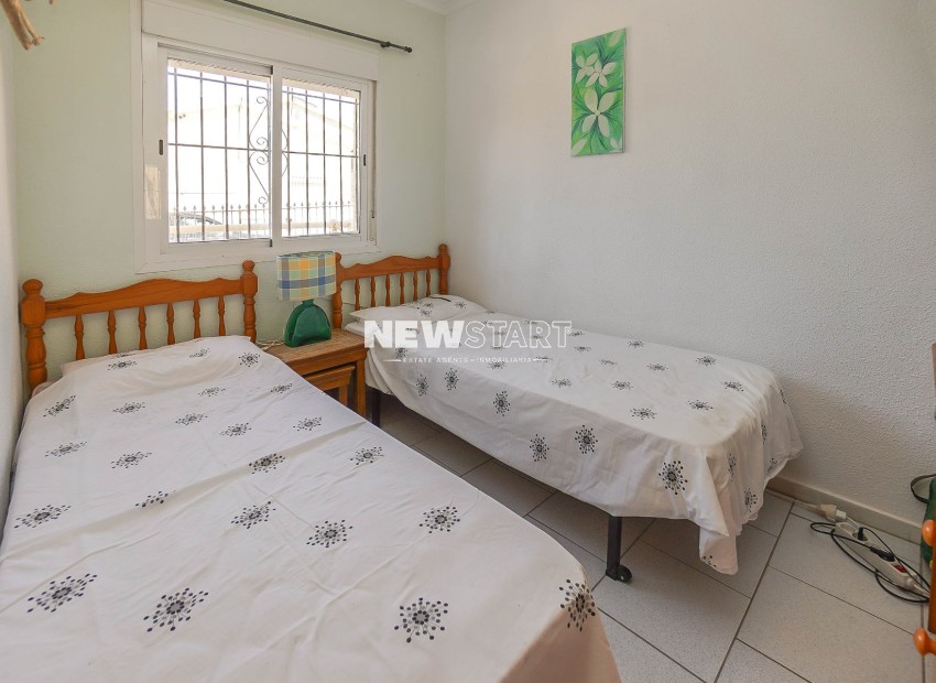 Resale - Detached - La Marina - Urb. La Marina